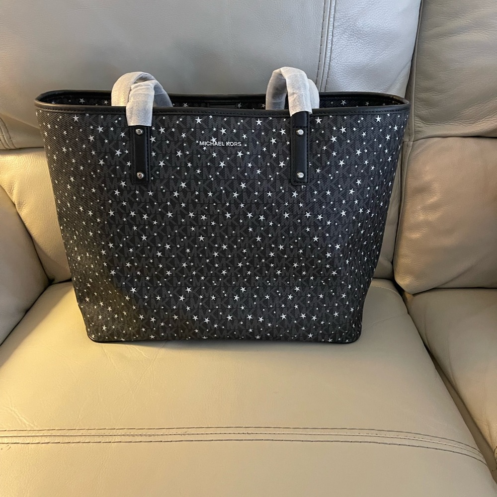 NWT Michael Kors Carter Large Open Tote
